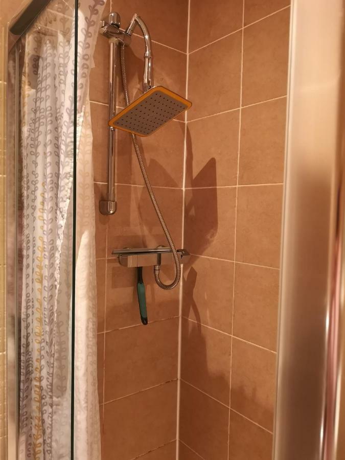 Sleep Well Apartment Глазгоу Екстериор снимка